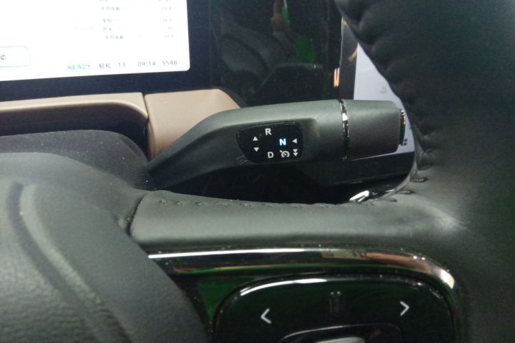 零跑汽车 零跑C01 2023款 增程 316 智享版局部细节18