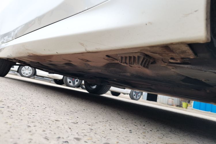 宝马1系 2021款 改款 125i M运动曜夜版局部细节9001