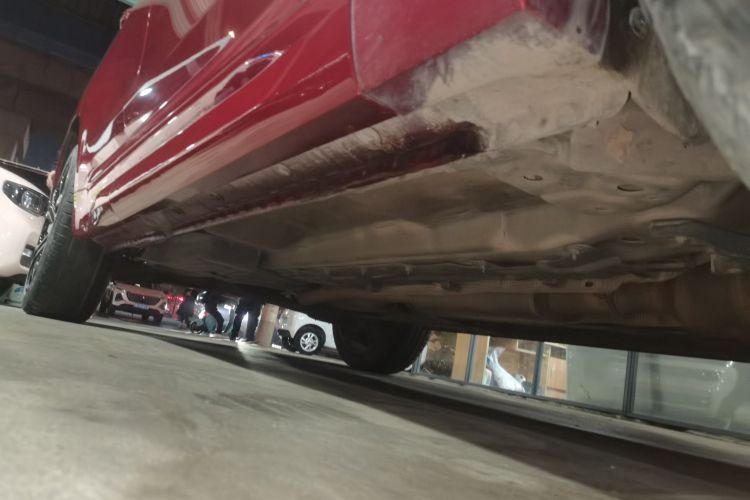 魏牌 VV7 2017款 2.0T 旗舰型局部细节9001