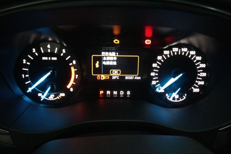 福特 蒙迪欧 2018款 EcoBoost 180 智控时尚型 国V中控内饰14