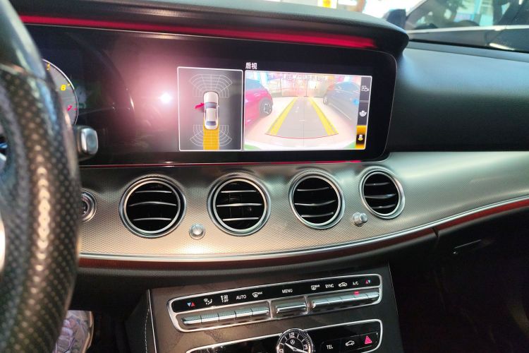 奔驰E级(进口) 2020款 改款 E 260 运动版局部细节16