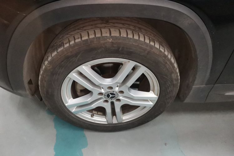 奔驰GLB 2020款 GLB 180 时尚型车身外观6007