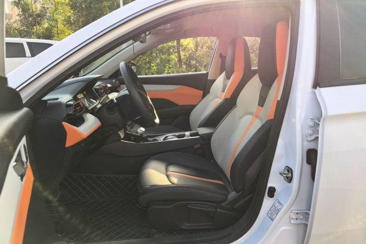 东风风神 奕炫 2023款 马赫版 1.5L 自动追风版中控内饰19