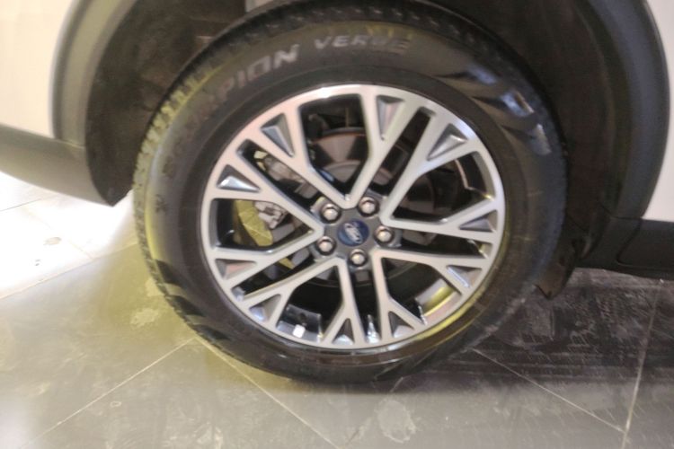 福特 锐际 2020款 EcoBoost 245 两驱耀享款车身外观6008