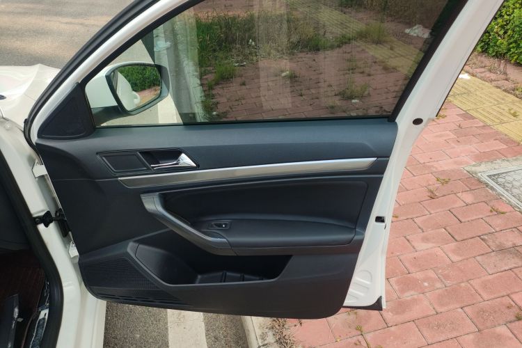 大众 2019款 朗逸启航 1.5L 自动风尚版 国VI中控内饰42