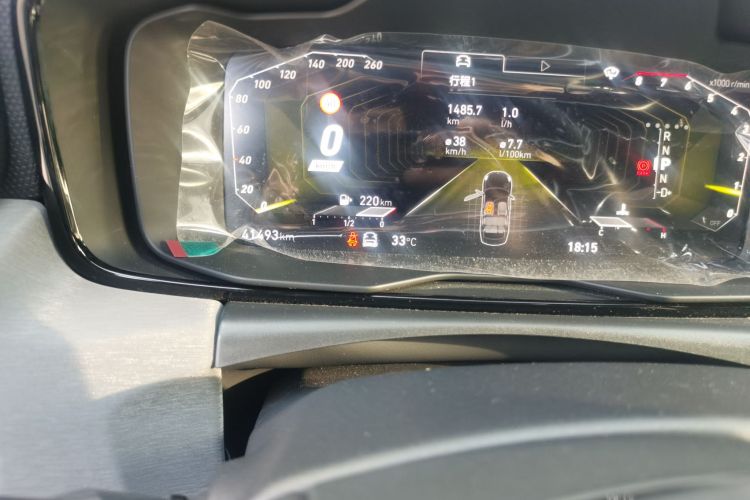 领克03 2022款 2.0TD DCT劲Pro中控内饰15