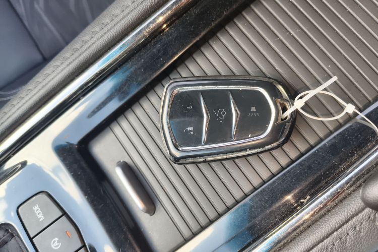 凯迪拉克ATS-L 2017款 28T 技术型中控内饰7001