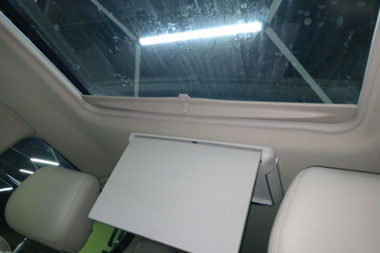 别克GL8 2018款 28T 豪华型 国VI中控内饰22