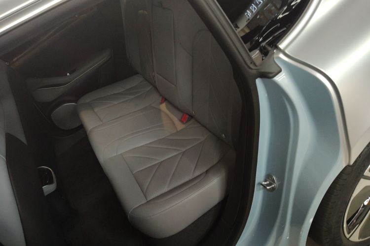 蔚来ET5 2025款 75kWh中控内饰21