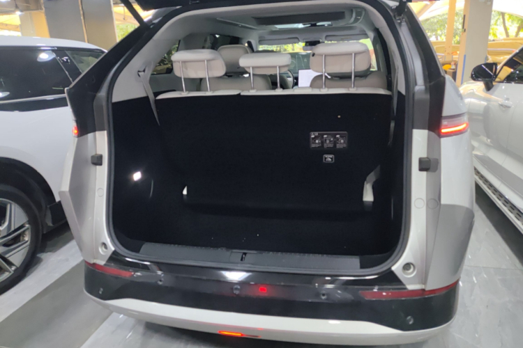 小鹏X9 2024款 702超长续航Max局部细节23