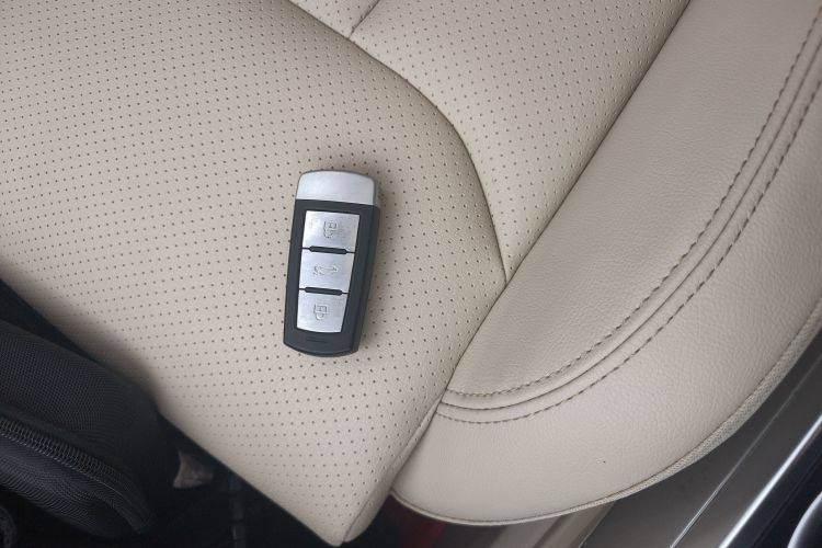 众泰 大迈X5 2017款 升级版 1.5T CVT地主型中控内饰11