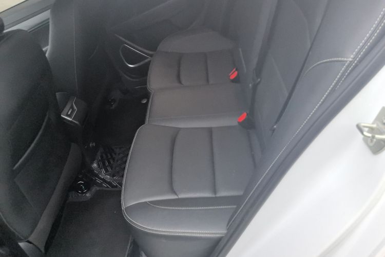 吉利汽车 帝豪 2021款 UP 1.5L CVT豪华型中控内饰7004