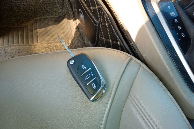 别克 英朗 2019款 15T 双离合互联精英型 国VI中控内饰7001