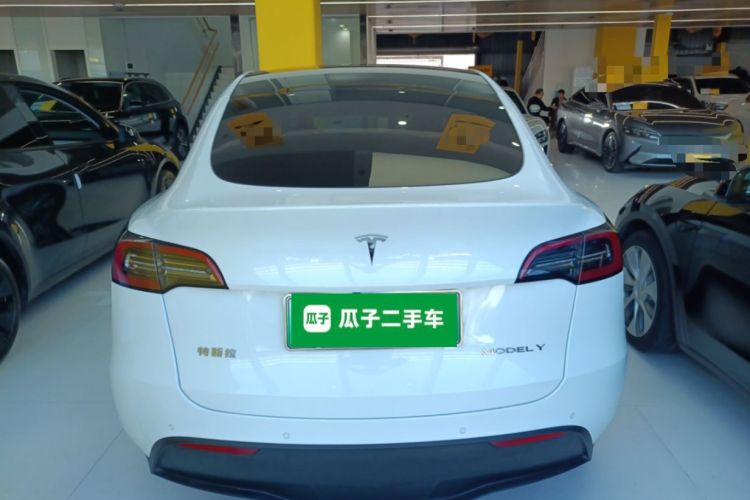 特斯拉 Model Y 2022款 后轮驱动版车身外观6004