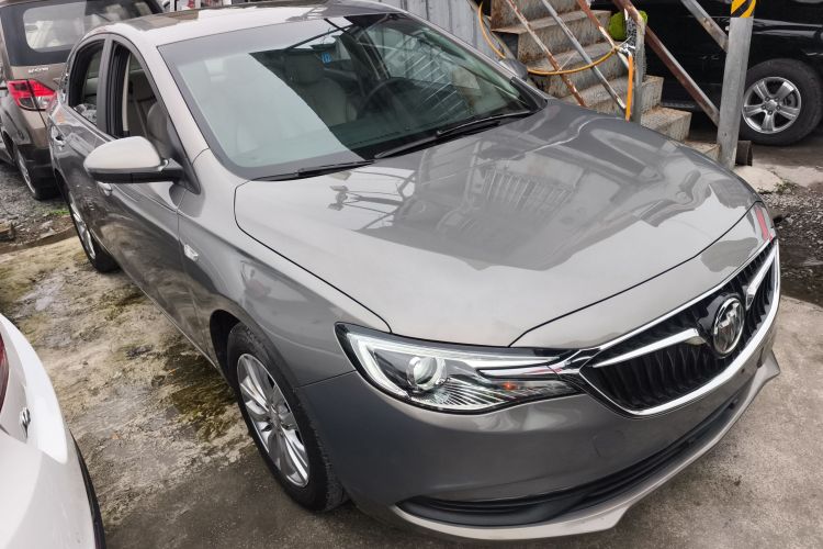 别克 英朗 2018款 15T 双离合精英型 国V车身外观3