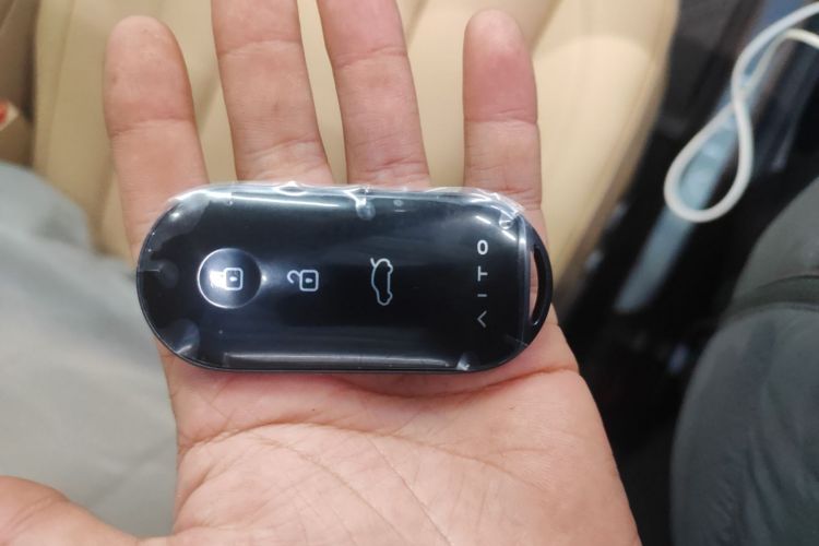 鸿蒙智行 问界M7 2024款 1.5T 智驾后驱Pro版 5座中控内饰7001