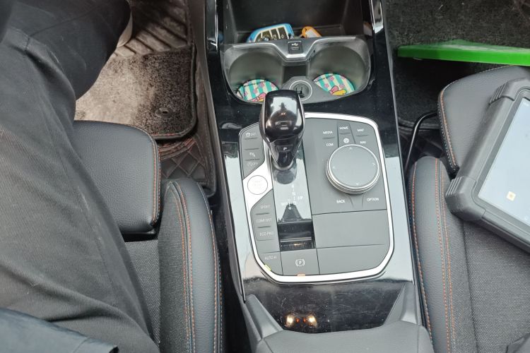 宝马2系(进口) 2021款 225i 四门轿跑车 M运动套装中控内饰18