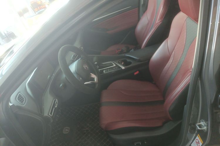 长安 逸动 2021款 PLUS 蓝鲸NE 1.4T GDI DCT旗舰型中控内饰20