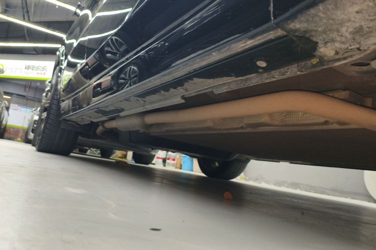 理想汽车 理想L9 2022款 Max机舱底盘29