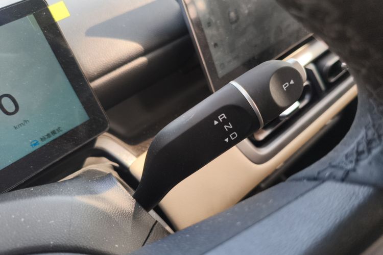 五菱汽车 五菱缤果PLUS 2024款 330km 五座版局部细节18