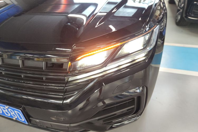 大众 途锐 2020款 3.0TSI 锐享版 国VI车身外观36