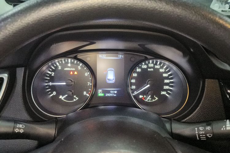 日产 逍客 2019款 2.0L CVT智享版中控内饰14