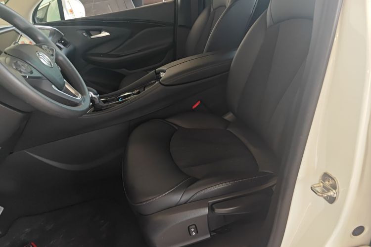 别克 昂科威 2018款 20T 两驱领先型局部细节19