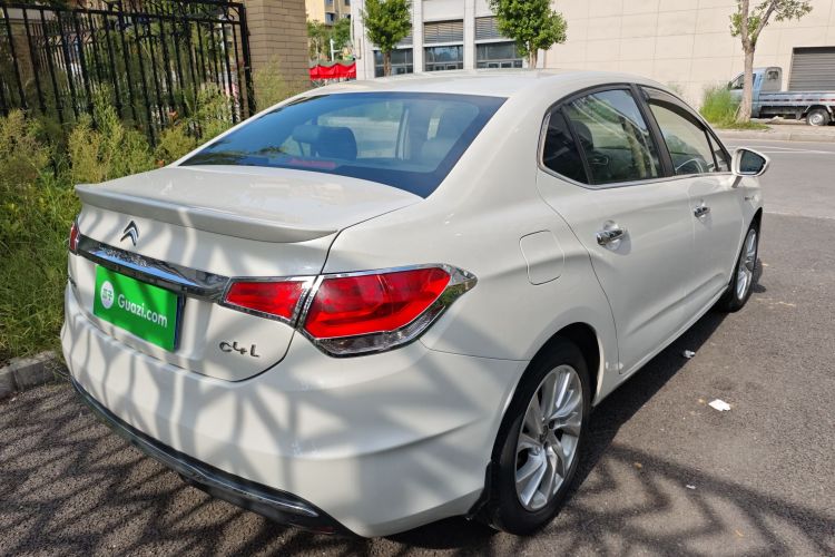 雪铁龙C4L 2014款 1.6THP 智驱版 自动劲智型车身外观7