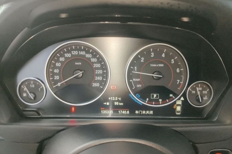 宝马3系 2018款 320i M运动套装局部细节14