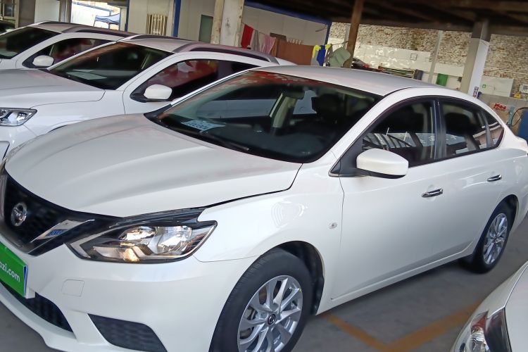 日产 轩逸 2022款 经典 1.6XE CVT舒适版车身外观4