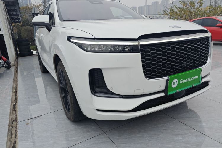 理想汽车 理想ONE 2021款 增程6座版车身外观3