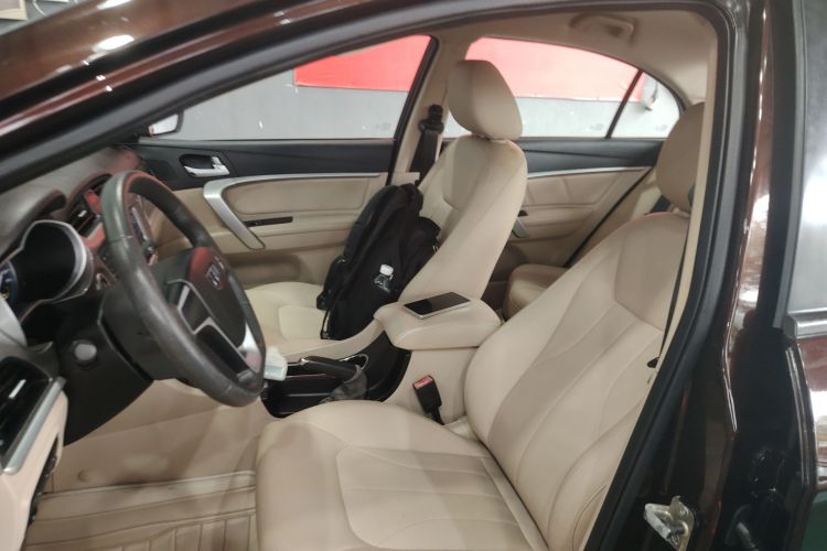 吉利汽车 帝豪 2017款 三厢百万款 1.5L 手动豪华型局部细节19