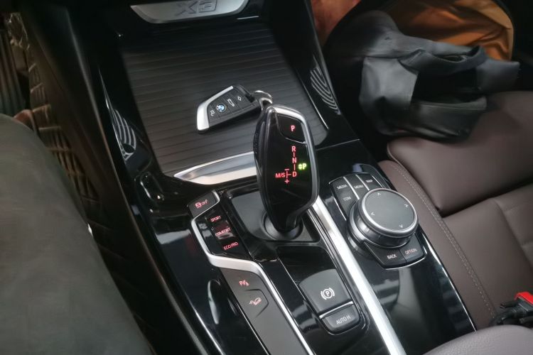 宝马X3 2021款 xDrive25i 豪华套装中控内饰18