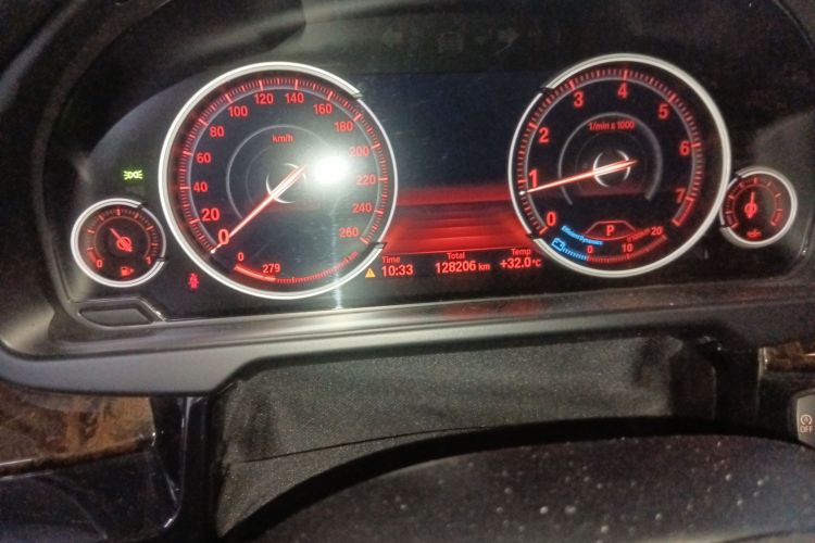 宝马X5(进口) 2018款 xDrive28i中控内饰15