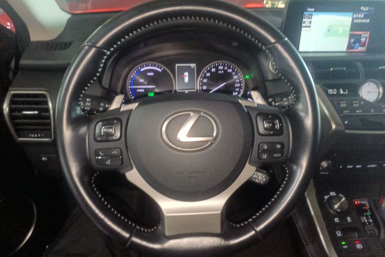 雷克萨斯NX 2020款 300h 前驱 锋尚版 国VI中控内饰13