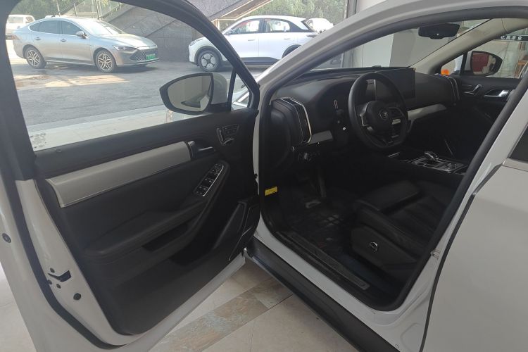 比亚迪 唐新能源 2018款 DM 2.0T 全时四驱智联创世版 7座 国V中控内饰20