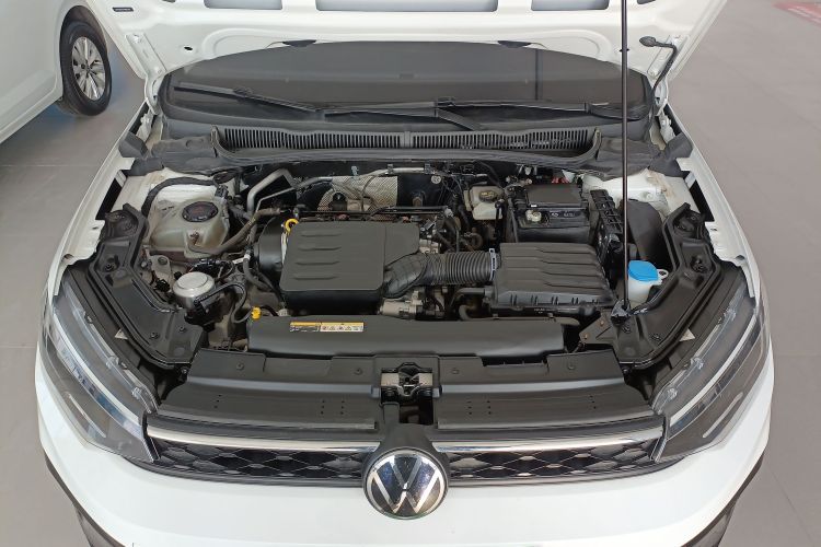 大众 朗逸 2023款 新锐 1.5L 自动新逸版机舱底盘24