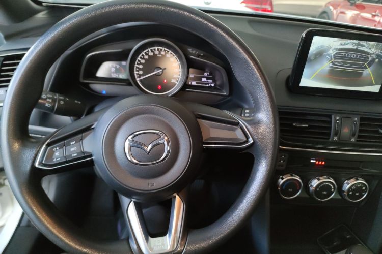 马自达CX-4 2020款 2.0L 自动两驱蓝天青春版中控内饰12