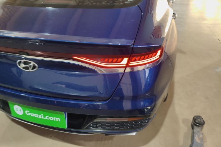 现代 菲斯塔 2019款 280TGDi 智速版 国VI车身外观6006