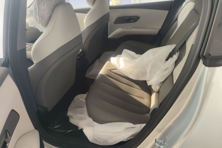 深蓝汽车 深蓝L06 2026款 560Ultra激光版中控内饰21