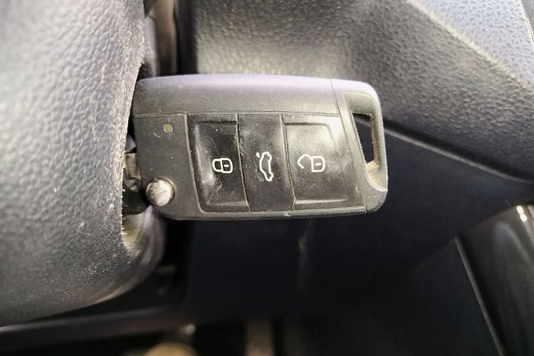 大众 朗逸 2023款 新锐 1.5L 自动新逸版中控内饰11