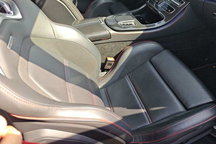 奔驰E级AMG 2019款 AMG E 53 4MATIC+局部细节41