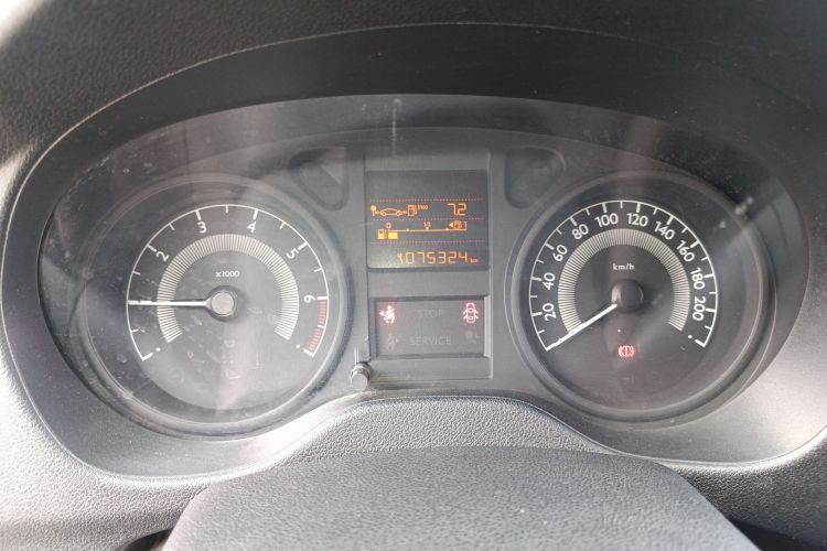 标致301 2014款 1.6L 手动舒适版中控内饰14