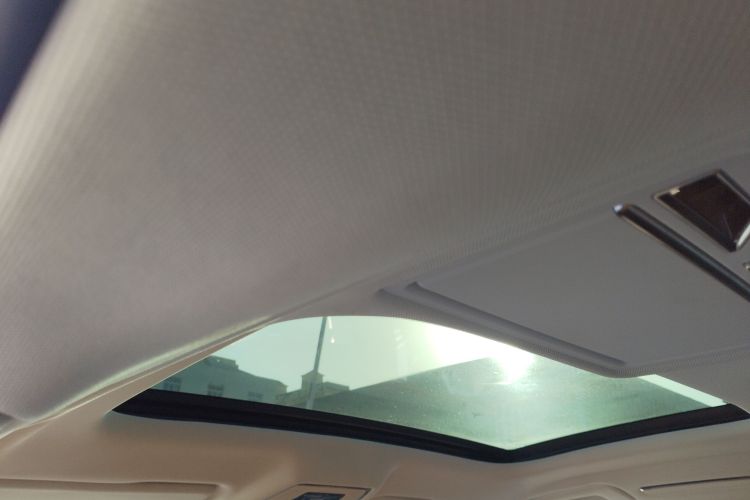 奥迪A8 2024款 A8L 50 TFSI quattro 臻选型中控内饰22