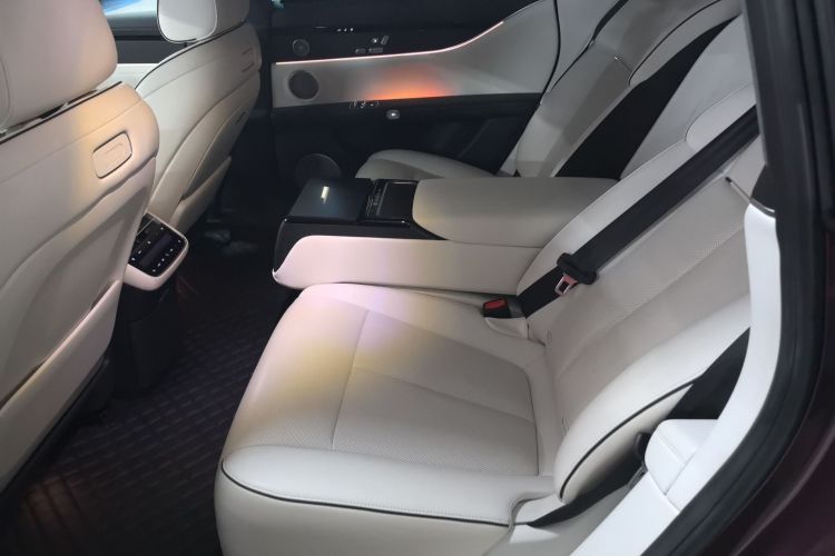 鸿蒙智行 享界S9 2024款 纯电 Ultra 四驱旗舰版中控内饰7004