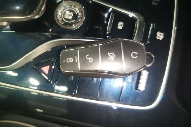 比亚迪 秦PLUS 2021款 EV 400KM 豪华型中控内饰11