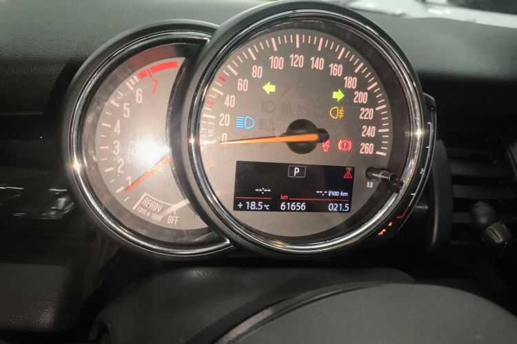 MINI 2018款 1.5T ONE PLUS中控内饰14