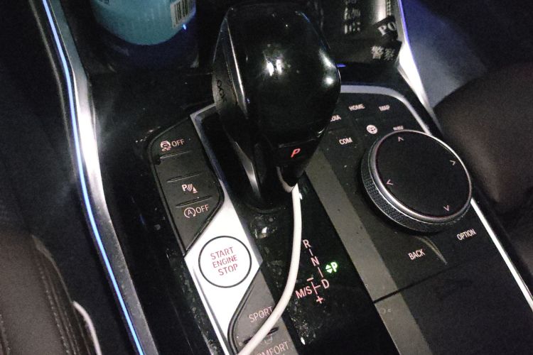 宝马3系 2021款 320Li M运动套装局部细节18