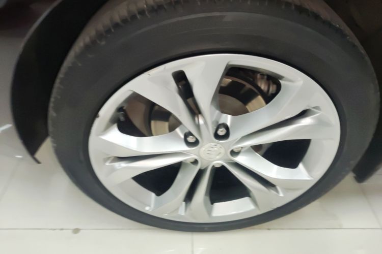 别克 君越 2021款 Avenir艾维亚 先享型车身外观6008