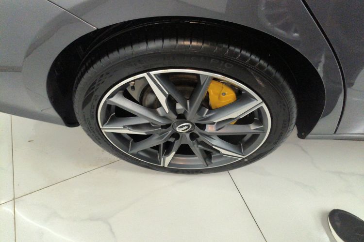 广汽传祺 影豹 2023款 270T DCT J16版车身外观6008